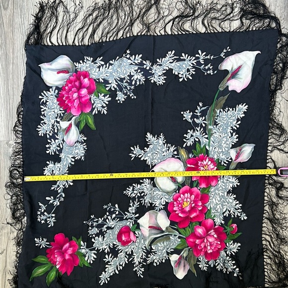 Floral Black Fringe Scarf - Picture 5 of 7
